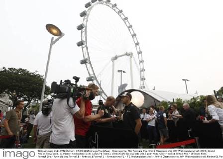 Motorsports: FIA Formula One World Championship WM Weltmeisterschaft 2015, Grand Prix of Singapore, 13 Pastor Maldonado (VEN, Lotus F1 Team), xHOCHxZWEIx