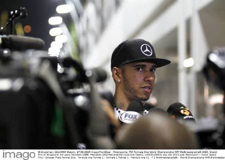 Motorsports: FIA Formula One World Championship WM Weltmeisterschaft 2015, Grand Prix of Singapore, 44 Lewis Hamilton (GBR, Mercedes AMG Petronas Formula One Team), xHOCHxZWEIx