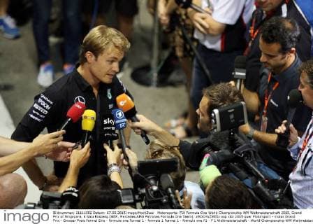 Motorsports: FIA Formula One World Championship WM Weltmeisterschaft 2015, Grand Prix of Singapore, 6 Nico Rosberg (GER, Mercedes AMG Petronas Formula One Team), xHOCHxZWEIx
