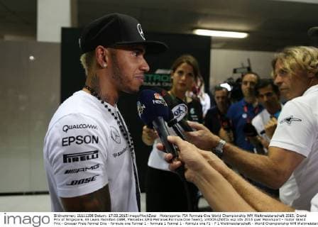 Motorsports: FIA Formula One World Championship WM Weltmeisterschaft 2015, Grand Prix of Singapore, 44 Lewis Hamilton (GBR, Mercedes AMG Petronas Formula One Team), xHOCHxZWEIx