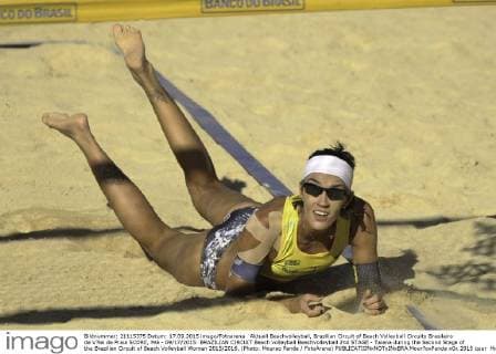 Aktuell Beachvolleyball, Brazilian Circuit of Beach Volleyball Circuito Brasileiro de V?lei de Praia SCORE, MG - 09 17 2015: BRAZILIAN CIRCUIT Beach volleyball Beachvolleyball 2nd STAGE - Taiana during the Second Stage of the Brazilian Circuit of Beach Volleyball Women 2015 2016. (Photo: Mourao Panda FotoArena)  Mour?oxPanda