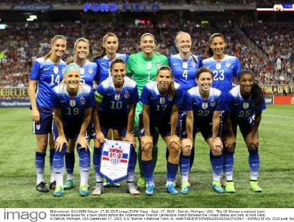 Sept. 17, 2015 - Detroit, Michigan, USA - The US Women s national team Nationalteam poses for a team photo before the International Friendly Länderspiel match between the United States and Haiti at Ford Field, in Detroit, Michigan, USA September 17, 2015. U.S. Women s National Team vs. Haiti  - ZUMAn230
