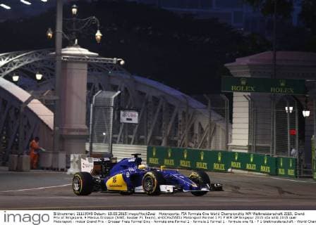 Motorsports: FIA Formula One World Championship WM Weltmeisterschaft 2015, Grand Prix of Singapore, 9 Marcus Ericsson (SWE, Sauber F1 Team), xHOCHxZWEIx