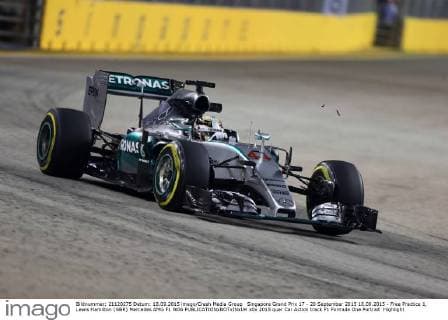 Singapore Grand Prix 17 - 20 September 2015 18.09.2015 - Free Practice 1, Lewis Hamilton (GBR) Mercedes AMG F1 W06 