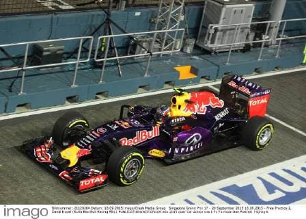 Singapore Grand Prix 17 - 20 September 2015 18.09.2015 - Free Practice 2, Daniil Kvyat (RUS) Red Bull Racing RB11 