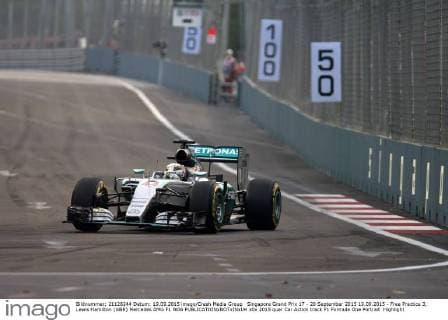 Singapore Grand Prix 17 - 20 September 2015 19.09.2015 - Free Practice 3, Lewis Hamilton (GBR) Mercedes AMG F1 W06 