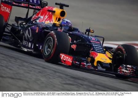 Singapore Grand Prix 17 - 20 September 2015 19.09.2015 - Free Practice 3, Daniel Ricciardo (AUS) Red Bull Racing RB11 