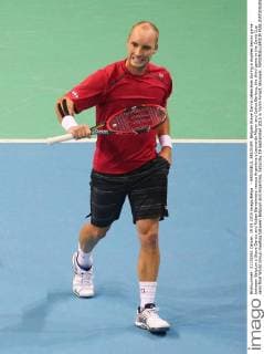 - BRUSSELS, BELGIUM: Belgian Steve Darcis celebrates during a doubles tennis game between Belgium s Steve Darcis and Ruben Bemelmans versus Argentina s Leonardo Mayer and Carlos Berlocq, the third game in the Davis Cup semi final World Group meeting between Belgium and Argentina, Saturday 19 September 2015 in Vorst-Forest, Brussels. VIRGINIExLEFOUR  x04703509x