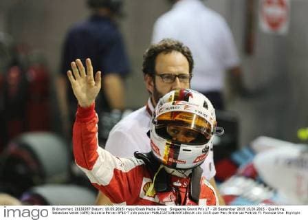 Singapore Grand Prix 17 - 20 September 2015 19.09.2015 - Qualifying, Sebastian Vettel (GER) Scuderia Ferrari SF15-T pole position 