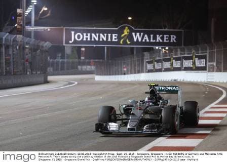 Sept. 19, 2015 - Singapore, Singapore - NICO ROSBERG of Germany and Mercedes AMG Petronas F1 Team drives during the qualifying session of the 2015 Formula 1 Singapore Grand Prix at Marina Bay Street Circuit, in Singapore. F1 2015 - Singapore Grand Prix - Qualifying - ZUMAg147