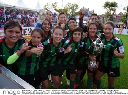 Mexico s players women team celebrates with trophy the final match against Chile during the 13th Homeless World Cup on September 19, 2015 in Amsterdam,Netherlands. The 13th Homeless World Cup from 12-19 September at the Museumplein in Amsterdam with 49 Nations and 500 players teams in total taking part. imago Paulo Amorim