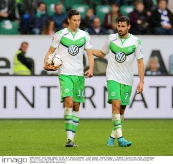 Julian Draxler, Daniel Caligiuri Fußball Fussball DFL erste 1.Bundesliga Herren Saison 2015 2016 19.09.2015 VfL Wolfsburg vs. Hertha BSC Berlin
