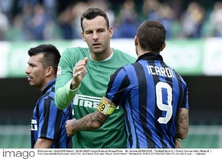 Db Verona 20 09 2015 - Football Serie A Chievo Verona-Inter Mailand foto xDanielexBuffa Image nella foto: esultanza fine gara Mauro Icardi-Samir Handanovic 