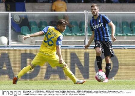 IPP20150920 Football - soccer: Serie A, AC Chievo Verona - Inter Mailand, Davide Santon e Perparim Hetemaj - xHOCHxZWEIx xItalyxPhotoxPressx 