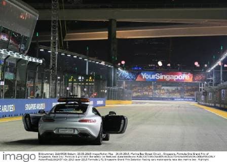 20.09.2015. Marina Bay Street Circuit , Singapore, Formula One Grand Prix of Singapore, Race Day. Formula 1 grid with the safety car featured xLeannexBoonx  ActionPlus11662437