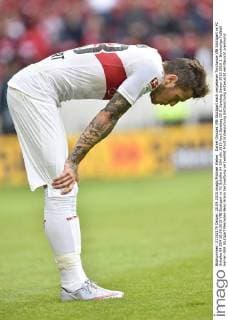 Daniel Ginczek VfB Stuttgart nach vergebener Torchance VfB Stuttgart vs FC Schalke 04 S04 20.09.2015 VfB Stuttgart vs FC Schalke 04 S04