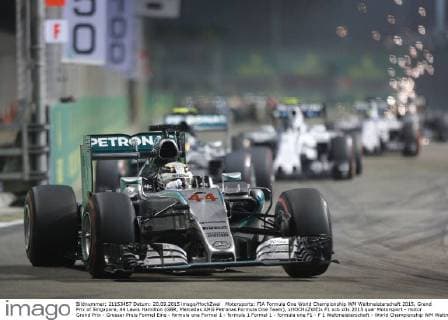 Motorsports: FIA Formula One World Championship WM Weltmeisterschaft 2015, Grand Prix of Singapore, 44 Lewis Hamilton (GBR, Mercedes AMG Petronas Formula One Team), xHOCHxZWEIx
