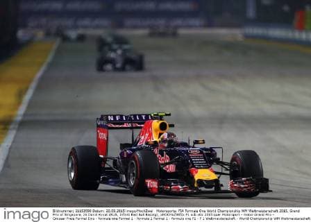 Motorsports: FIA Formula One World Championship WM Weltmeisterschaft 2015, Grand Prix of Singapore, 26 Daniil Kvyat (RUS, Infiniti Red Bull Racing), xHOCHxZWEIx