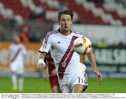 Fussball - 2. Bundesliga - 8. Spieltag 1. FC Kaiserslautern (FCK) - 1. FC Nuernberg (N) 0:3 Fritz-Walter-Stadion - 22.9.2015 Jakub SYLVESTR (N), Aktion mit Ball Fussball - 2. Bundesliga - 1. FC Kaiserslautern - 1. FC Nuernberg