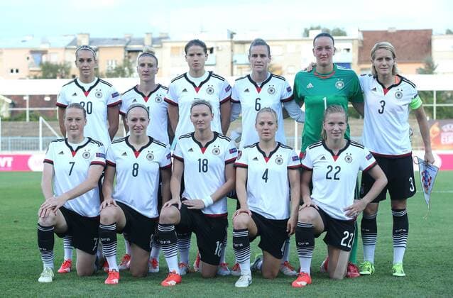 Qualification for UEFA Women s EURO 2017, Croatia - Germany 22.09.2015., Zagreb, Croatia - Qualification for UEFA Women s EURO 2017, group 5, Croatia - Germany. Lena Goessling, Anja Mittag, Annike Krahn, Simone Laudehr, Almuth Schult, Saskia Bartusiak, Melanie Behringer, Pauline Bremer, Alexandra Popp, Leonie Maier, Tabea Kemme. SanjinxStrukic PIXSELL