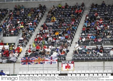 Motorsports: FIA Formula One World Championship WM Weltmeisterschaft 2015, Grand Prix of Japan, fans xHOCHxZWEIx