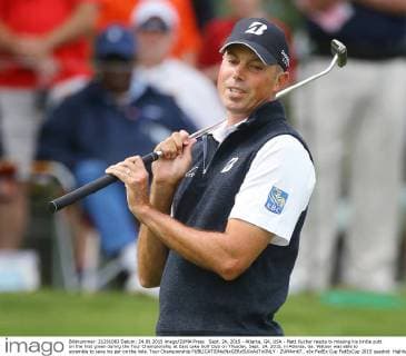 Sept. 24, 2015 - Atlanta, GA, USA - Matt Kuchar reacts to missing his birdie putt on the first green during the Tour Championship at East Lake Golf Club on Thusday, Sept. 24, 2015, in Atlanta, Ga. Watson was able to scramble to save his par on the hole. Tour Championship - ZUMAm67_