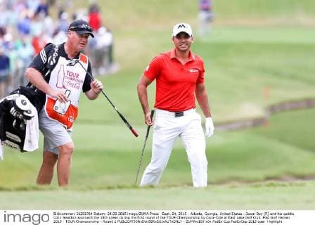 Sept. 24, 2015 - Atlanta, Georgia, United States - Jason Day (R) and his caddie Colin Swatton approach the 18th green during the first round of the TOUR Championship by Coca-Cola at East Lake Golf Club. PGA Golf Herren 2015 - TOUR Championship - Round 1 - ZUMAw109