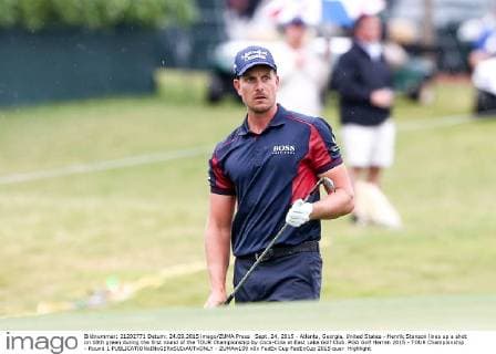 Sept. 24, 2015 - Atlanta, Georgia, United States - Henrik Stenson lines up a shot on 18th green during the first round of the TOUR Championship by Coca-Cola at East Lake Golf Club. PGA Golf Herren 2015 - TOUR Championship - Round 1 - ZUMAw109