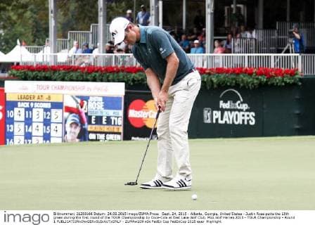 Sept. 24, 2015 - Atlanta, Georgia, United States - Justin Rose putts the 18th green during the first round of the TOUR Championship by Coca-Cola at East Lake Golf Club. PGA Golf Herren 2015 - TOUR Championship - Round 1 - ZUMAw109