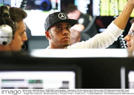 Motorsports: FIA Formula One World Championship WM Weltmeisterschaft 2015, Grand Prix of Japan, 44 Lewis Hamilton (GBR, Mercedes AMG Petronas Formula One Team), xHOCHxZWEIx
