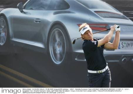 GOLF - Porsche European Open 2015 BAD GRIESBACH,GERMANY,25.SEP.15 - GOLF - European Tour, Porsche European Open, Golf Resort Bad Griesbach. Image shows Bernhard Langer (GER). GEPAxpictures xAndreasxPranter