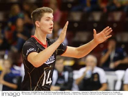 Ludwigsburg , Volleyball 4- Nationen Turnier Deutschland vs. Frankreich , Tom Strohbach ( GER )