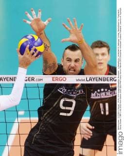 Ludwigsburg , Volleyball 4- Nationen Turnier Deutschland vs. Frankreich , Georg Grozer ( GER )