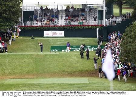 Sept. 25, 2015 - Atlanta, Georgia, United States - Henrik Stenson tees off the 18th hole during the second round of the TOUR Championship by Coca-Cola at East Lake Golf Club. PGA Golf Herren 2015 - TOUR Championship - Round 2 - ZUMAw109