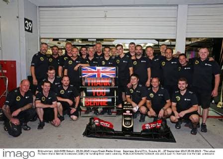 Japanese Grand Prix, Suzuka 24 - 27 September 2015 25.09.2015 - The Lotus F1 Team thank Bernie Ecclestone (GBR) for funding their team catering. 