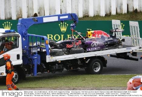 Motorsports: FIA Formula One World Championship WM Weltmeisterschaft 2015, Grand Prix of Japan, 26 Daniil Kvyat (RUS, Infiniti Red Bull Racing), xHOCHxZWEIx