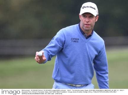 GOLF - Porsche European Open 2015 BAD GRIESBACH,GERMANY,26.SEP.15 - GOLF - European Tour, Porsche European Open, Golf Resort Bad Griesbach. Image shows Bradley Dredge (WAL). GEPAxpictures xAndreasxPranter