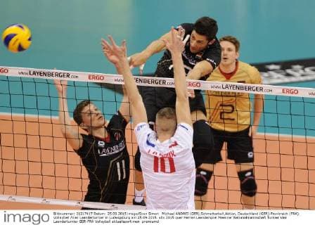 Michael ANDREI (GER),Schmetterball,Aktion, Deutschland (GER)-Frankreich (FRA). Volleyball Vier Laenderturnier in Ludwigsburg am 25.09.2015.
