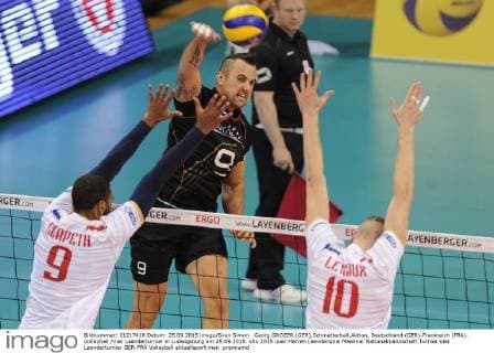 Georg GROZER (GER),Schmetterball,Aktion, Deutschland (GER)-Frankreich (FRA). Volleyball Vier Laenderturnier in Ludwigsburg am 25.09.2015.