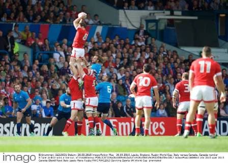26.09.2015. Leeds, England. Rugby World Cup. Italy versus Canada. Canada number 8 Tyler Ardron wins a line out. xTimxWilliamsx  ActionPlus11664663