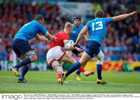 26.09.2015. Leeds, England. Rugby World Cup. Italy versus Canada. Canada centre Conor Trainor is tackled. xTimxWilliamsx  ActionPlus11664708