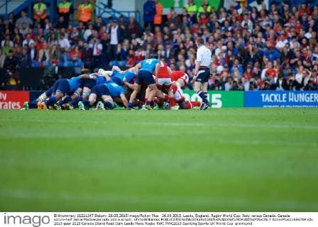26.09.2015. Leeds, England. Rugby World Cup. Italy versus Canada. Canada scrum-half Jamie Mackenzie puts into a scrum. xTimxWilliamsx  ActionPlus11664789