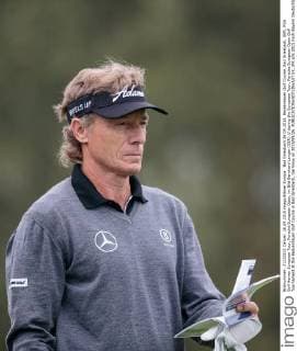 Bad Griesbach 26.09.2015, Beckenbauer Golf Course, Bad Griesbach, GER, PGA Golf Herren European Tour, Porsche European Open, im Bild Bernhard Langer (GER) during the European Tour, Porsche European Open Golf Tournament at the Beckenbauer Golf Course in Bad Griesbach, Germany on 2015 09 26.  EX_JFK  