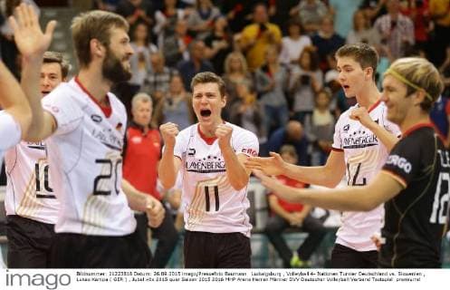 Ludwigsburg , Volleyball 4- Nationen Turnier Deutschland vs. Slowenien , Lukas Kampa ( GER ) , Jubel