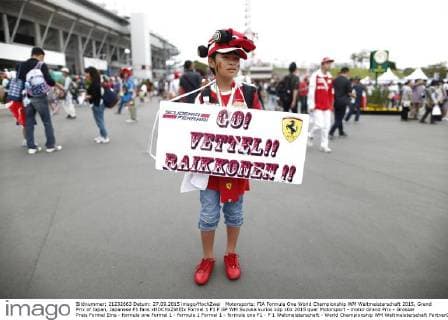 Motorsports: FIA Formula One World Championship WM Weltmeisterschaft 2015, Grand Prix of Japan, Japanese F1 fans xHOCHxZWEIx