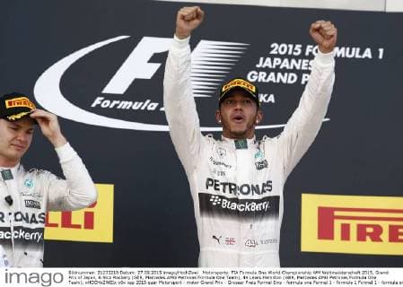 Motorsports: FIA Formula One World Championship WM Weltmeisterschaft 2015, Grand Prix of Japan, 6 Nico Rosberg (GER, Mercedes AMG Petronas Formula One Team), 44 Lewis Hamilton (GBR, Mercedes AMG Petronas Formula One Team), xHOCHxZWEIx