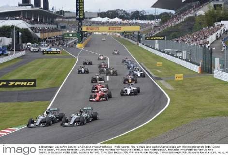 Motorsports: FIA Formula One World Championship WM Weltmeisterschaft 2015, Grand Prix of Japan, 44 Lewis Hamilton (GBR, Mercedes AMG Petronas Formula One Team), 6 Nico Rosberg (GER, Mercedes AMG Petronas Formula One Team), 5 Sebastian Vettel (GER, Scuderia Ferrari), 77 Valtteri Bottas (FIN, Williams Martini Racing), 7 Kimi Raikkonen (FIN, Scuderia Ferrari), start, mass, Masse, Menge, viele, many xHOCHxZWEIx