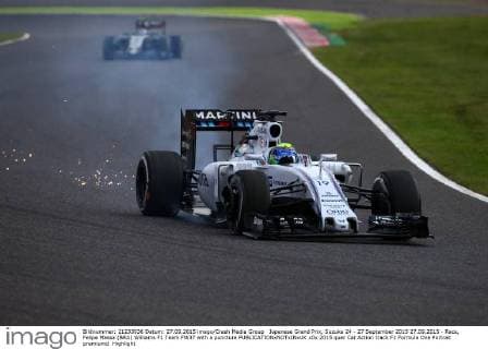 Japanese Grand Prix, Suzuka 24 - 27 September 2015 27.09.2015 - Race, Felipe Massa (BRA) Williams F1 Team FW37 with a puncture 