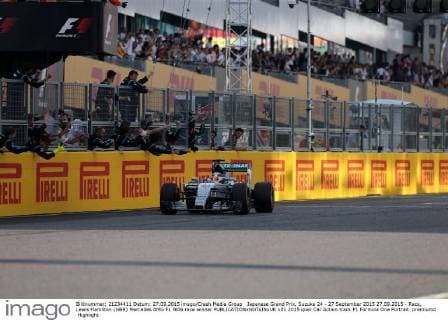 Japanese Grand Prix, Suzuka 24 - 27 September 2015 27.09.2015 - Race, Lewis Hamilton (GBR) Mercedes AMG F1 W06 race winner 