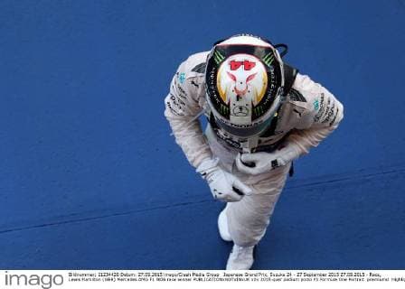 Japanese Grand Prix, Suzuka 24 - 27 September 2015 27.09.2015 - Race, Lewis Hamilton (GBR) Mercedes AMG F1 W06 race winner 